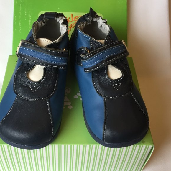 Blue Leather One-Strap Shoes/ Sneakers Girls Sz.10 - Picture 2 of 6